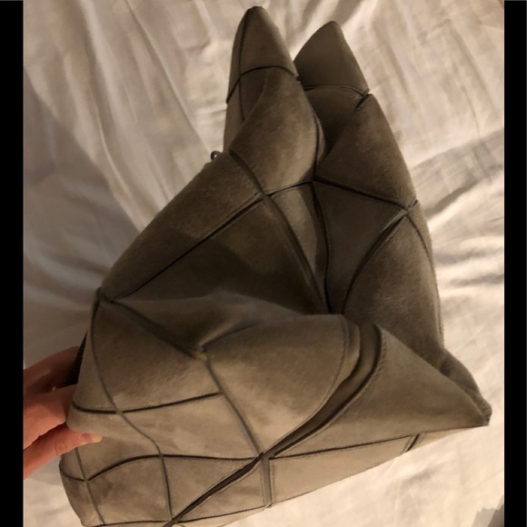 **** SOLD❌**** Roger Vivier Prismick in Gray - Picture 7 of 8